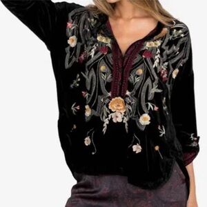 Johnny Was Embroidered Black Velvet Boho Relaxed Blouse Top Size S